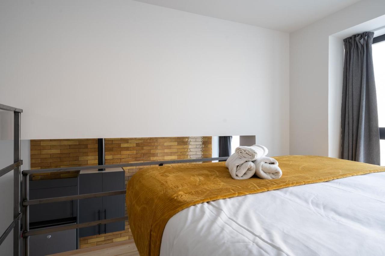 Vip Apartments Valence Extérieur photo