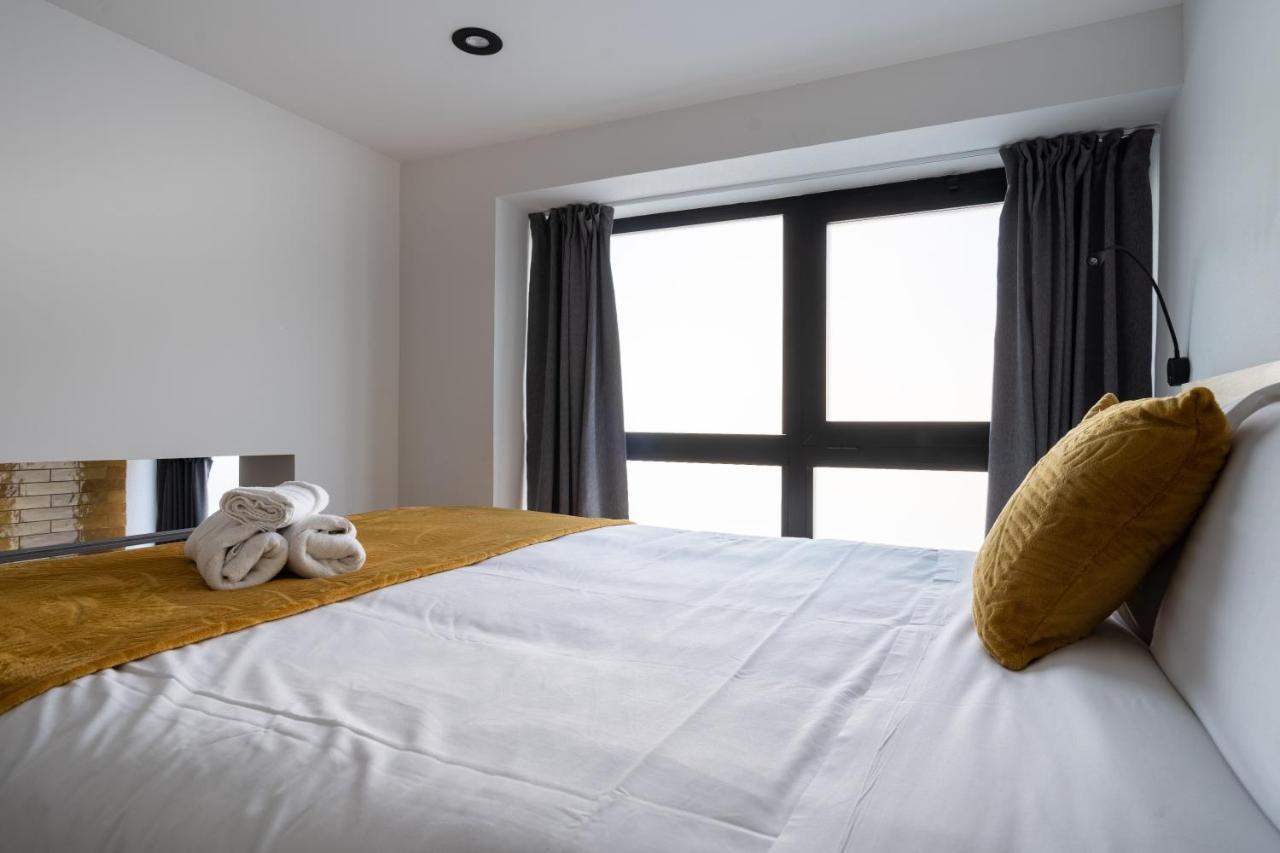 Vip Apartments Valence Extérieur photo