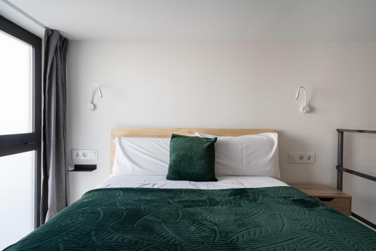 Vip Apartments Valence Extérieur photo